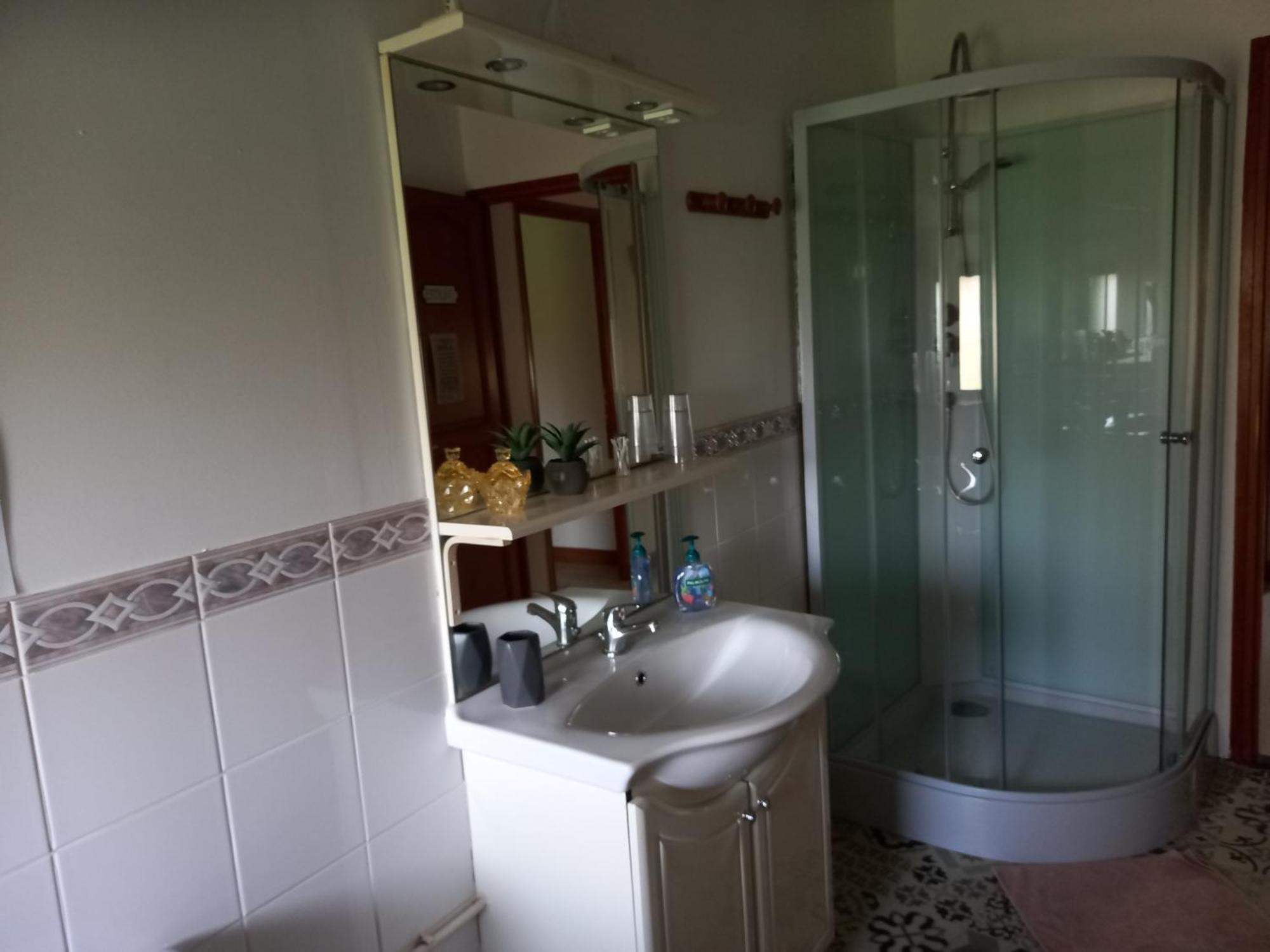 Le Papillon Villa Savigne Exterior photo