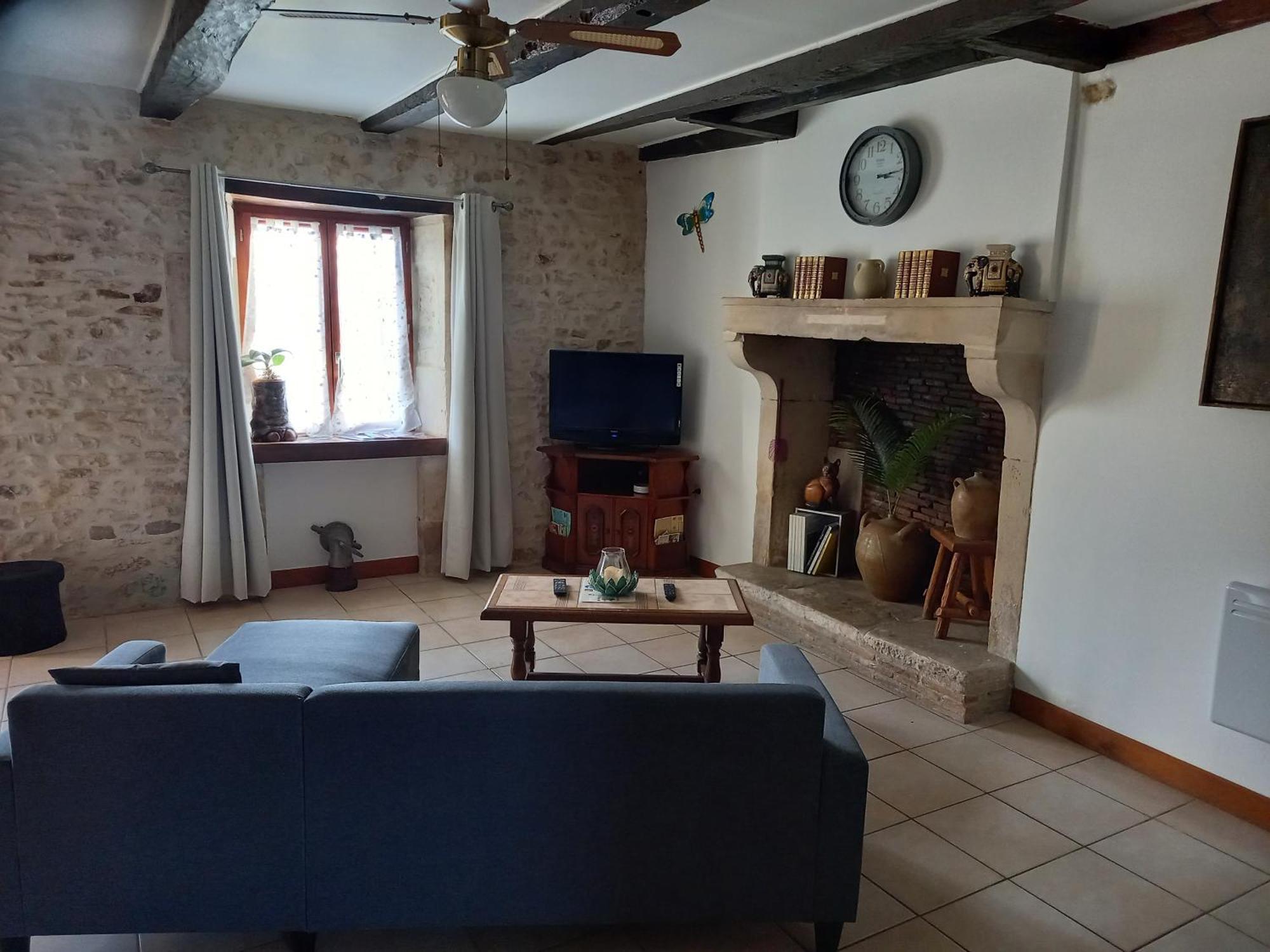 Le Papillon Villa Savigne Exterior photo